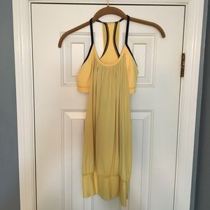 Lululemon flowy tank with build in bra